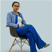 Bonjour ! Je suis Laetitia, formatrice FLE passionnée. J’enseigne le français aux apprenants du monde.